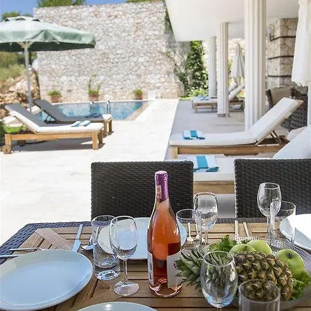 Villa Rosemary